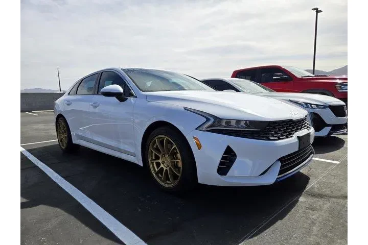 $22991 : Kia K5 2024 LXS 4dr Sedan image 1