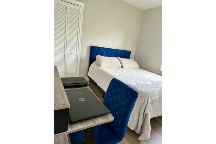 $600 : Cuarto Cerca de Hardrock image 9
