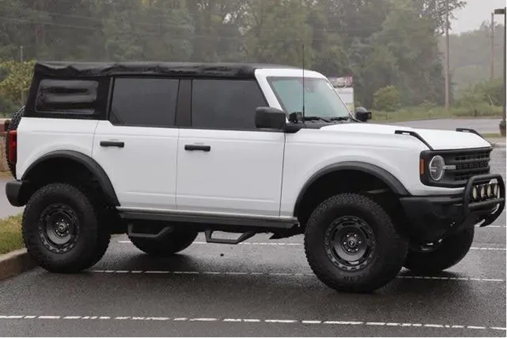 $36495 : Ford Bronco 2022 4x4 Base 4d image 5