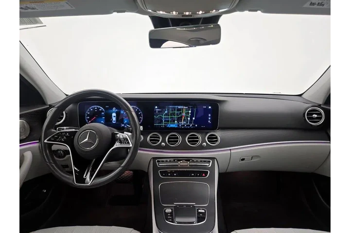 $35998 : Mercedes-Benz E-Class 2022 E image 9