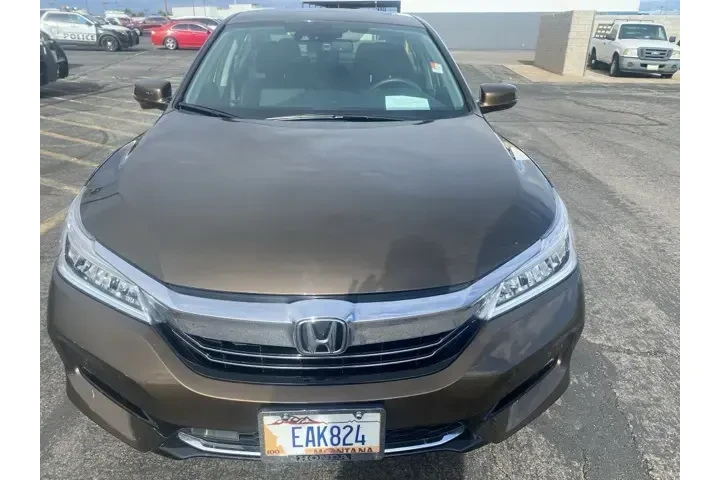 $19950 : Honda Accord Hybrid 2017 Tou image 2