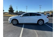$19352 : Chevrolet Malibu 2024 LT 4dr thumbnail