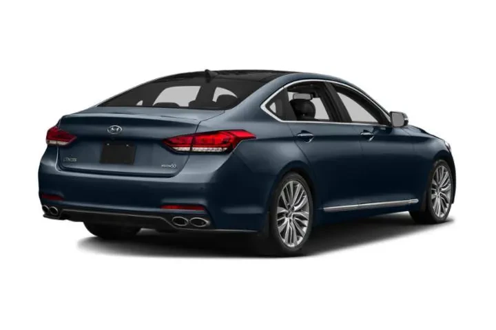 $15970 : Hyundai Genesis 2015 3.8L 4d image 3