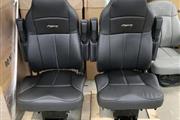 $600 : Truck seats thumbnail