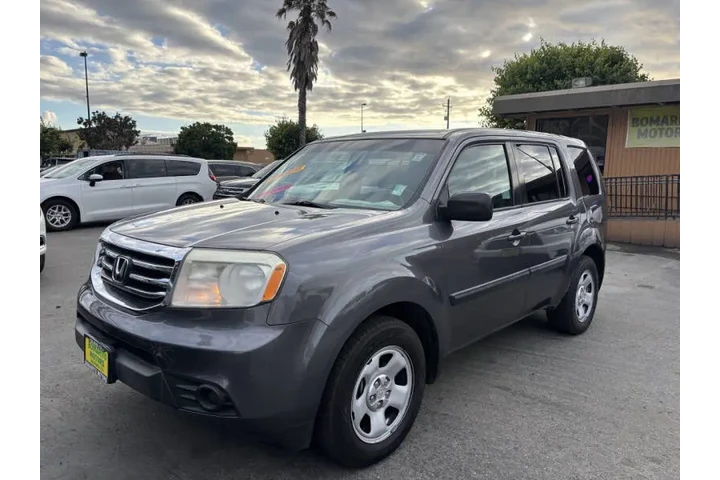 $11999 : 2015 Pilot LX image 3