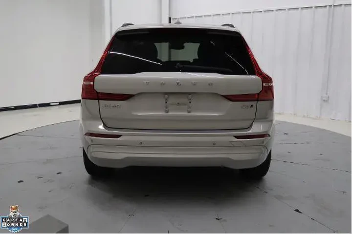 $25889 : Volvo XC60 2022 AWD B5 Momen image 6