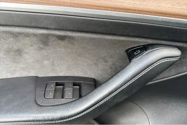 $20988 : Tesla Model 3 2021 Standard image 10