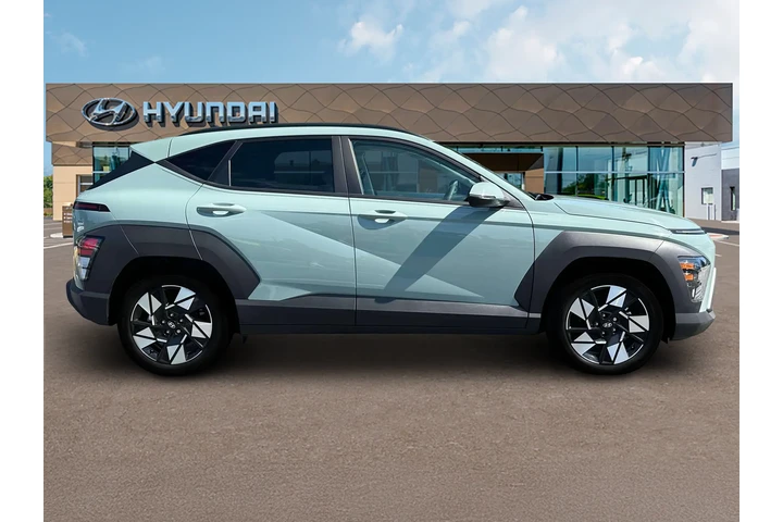 $19995 : Hyundai KONA 2024 SEL 4dr Cr image 9