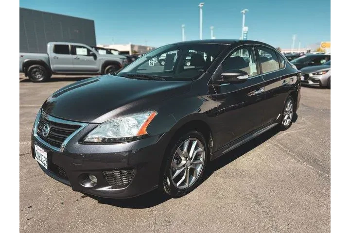$9998 : Nissan Sentra 2015 S 4dr Sed image 3