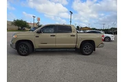 $25983 : Toyota Tundra 2017 4x4 SR5 4 thumbnail