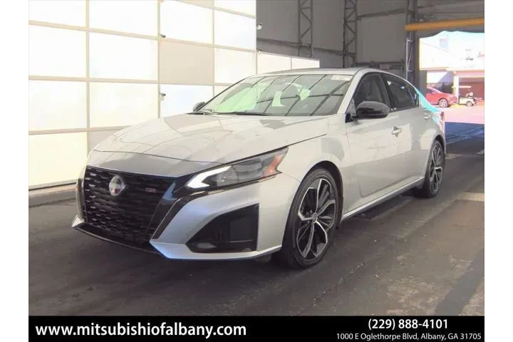$22527 : Nissan Altima 2024 2.5 SR 4d image 1