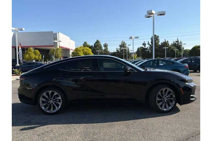 $34503 : Toyota Crown 2023 AWD Limite image 3