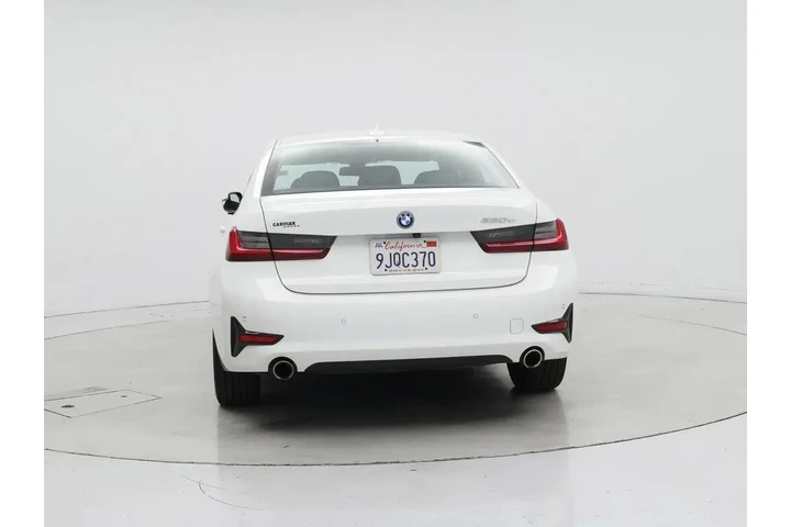 $27998 : BMW 3 Series 2022 330e 4dr S image 6