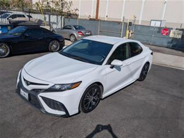 $25990 : 2021 TOYOTA CAMRY2021 TOYOTA image 9