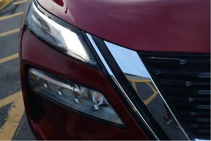 $19844 : Nissan Rogue 2023 AWD SV 4dr image 10