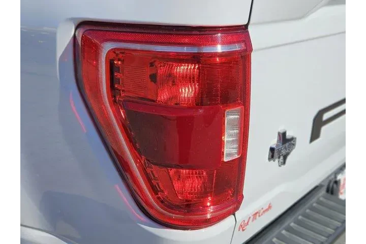 $32500 : Ford F-150 2022 4x2 XLT 4dr image 9