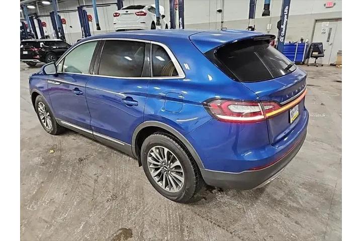 $28275 : Lincoln Nautilus 2021 AWD St image 2