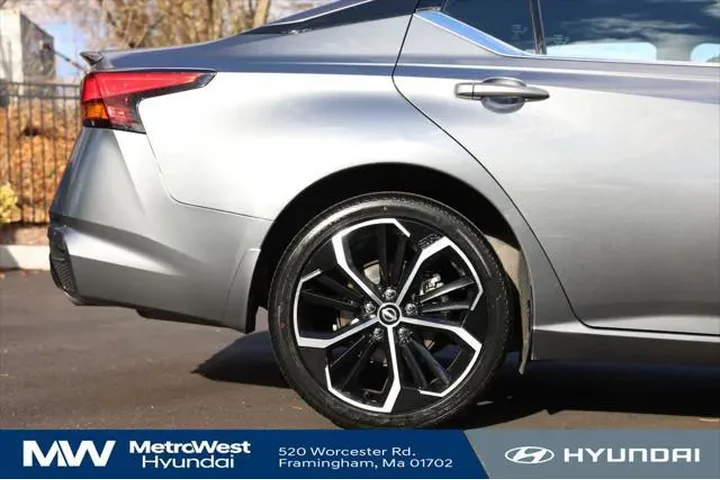 $22798 : Nissan Altima 2023 AWD 2.5 S image 10