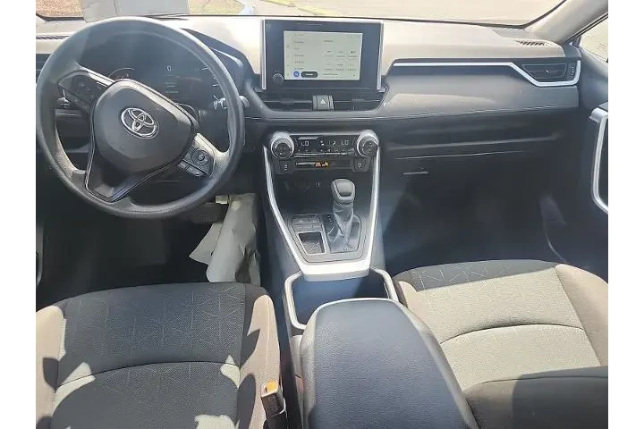 $32997 : Toyota RAV4 2025 XLE 4dr SUV image 2