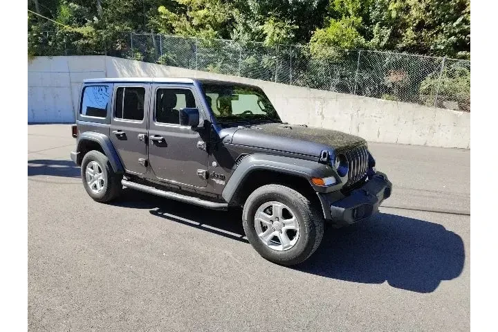 $28449 : Jeep Wrangler Unlimited 2021 image 1