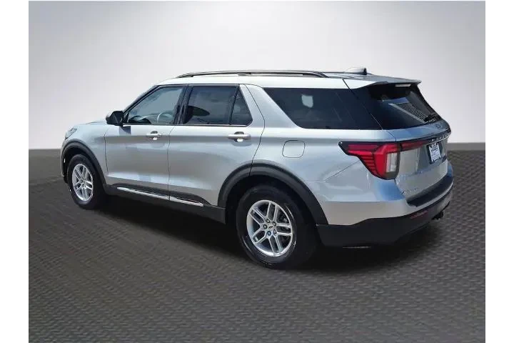 $35888 : Ford Explorer 2025 Active 4d image 6