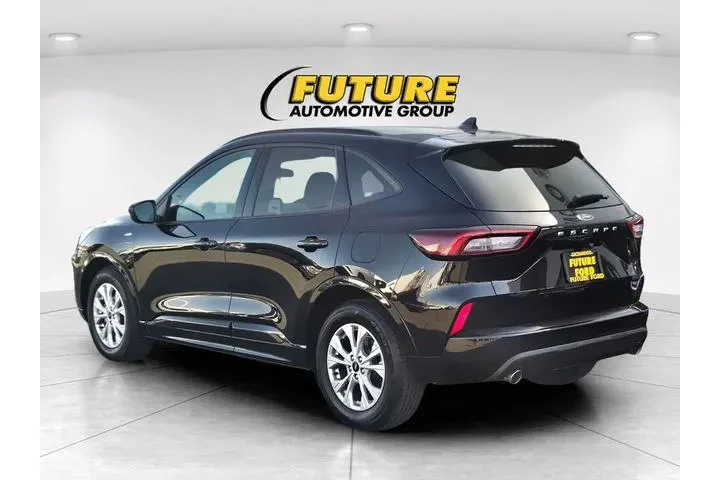 $25988 : Ford Escape 2024 ST-Line 4dr image 6