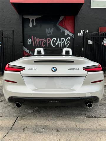 $32900 : BMW Z4 image 4