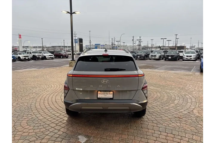 $27795 : 2025 Kona Limited image 6