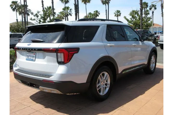 $36808 : Ford Explorer 2025 Active 4d image 4