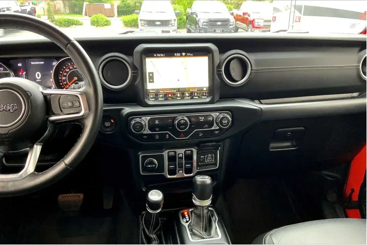 $27485 : Jeep Wrangler Unlimited 2018 image 6