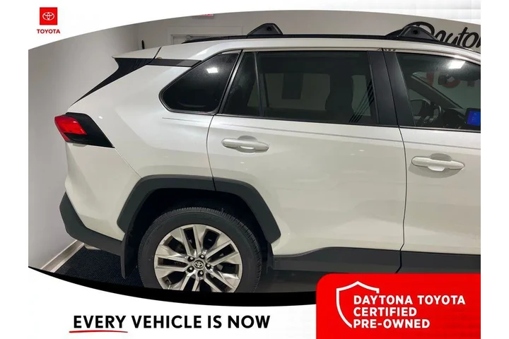 $32000 : Toyota RAV4 2024 XLE Premium image 9