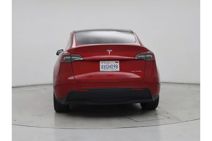 $29998 : Tesla Model Y 2021 AWD Long image 6