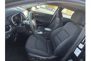 $17995 : Chevrolet Malibu 2023 LT 4dr thumbnail