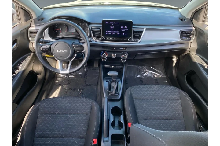 $21712 : Kia Rio 2023 image 10