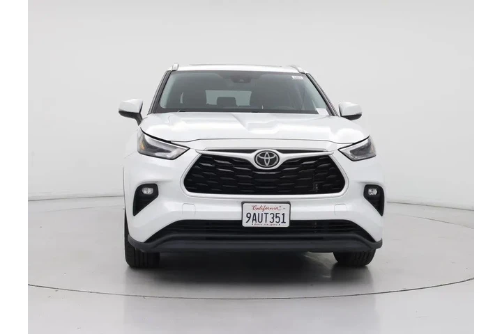 $31998 : Toyota Highlander 2022 XLE 4 image 5
