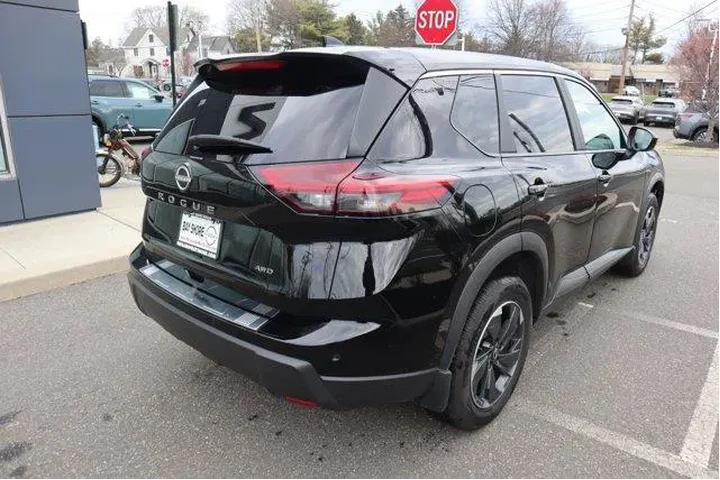 $23305 : Nissan Rogue 2025 AWD SV 4dr image 5