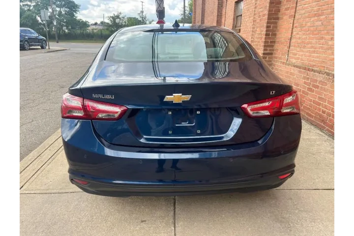 $16999 : 2021 Malibu LT image 6