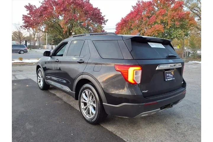 $36840 : Ford Explorer 2022 AWD XLT 4 image 5