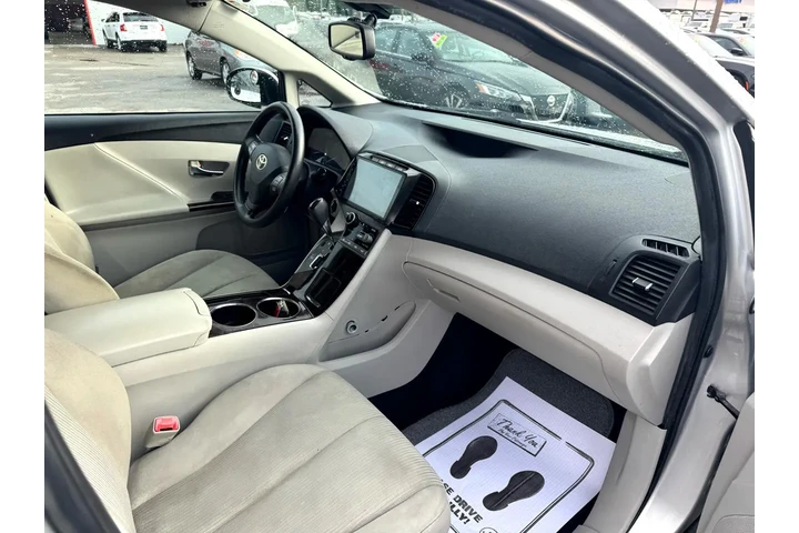 $8980 : 2011 Venza 4dr Wgn V6 AWD (Na image 9