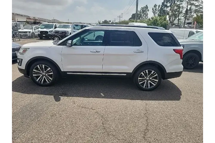 $18491 : Ford Explorer 2017 AWD Plati image 10