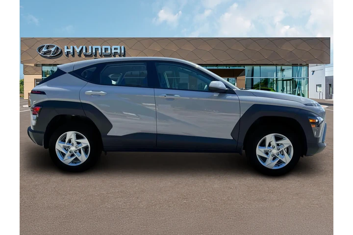 $24147 : Hyundai KONA 2025 SE 4dr Cro image 9