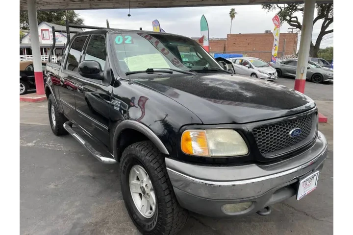 2002 F-150 XLT image 1