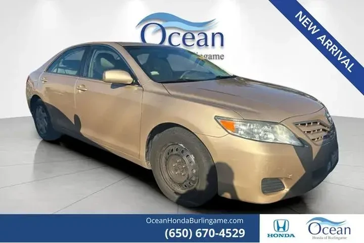 $10991 : Toyota Camry 2010 SE 4dr Sed image 1
