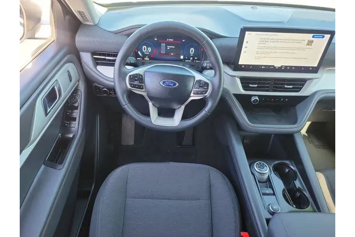 $39810 : Ford Explorer 2026 Active 4d image 7