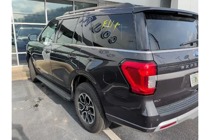 $37631 : Ford Expedition 2024 4x2 XLT image 4