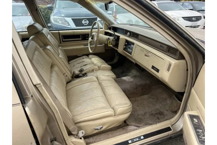 $2500 : 1987 DeVille image 8