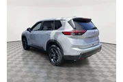 $20502 : Nissan Rogue 2024 AWD SV 4dr thumbnail