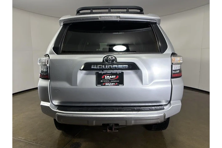 $38492 : 2021 4Runner TRD Off-Road Pre image 10