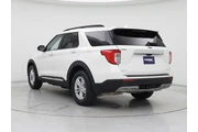 $27998 : Ford Explorer 2022 AWD XLT 4 thumbnail