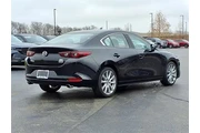 $18250 : Mazda Mazda3 Sedan 2023 2.5 thumbnail